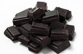 Σοκολάτα Υγείας Περιέχει υψηλό ποσοστό κακάο που ξεκινά από 50 60 % και μπορεί να φτάσει ακόμα και 99 %.