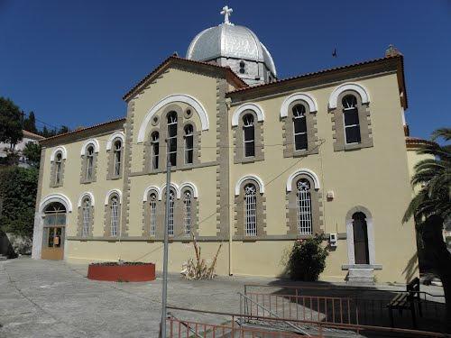 ΑΞΙΟΘΕΑΤΑ Από τα πιο σημαντικά αξιοθέατα του Μεσαγρού είναι η εκκλησία της Ζωοδόχου πηγής.