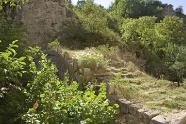 Φωτογραφίες Όνομα Τοποθεσία Ποταμός Υψόμετρο - Γεφύρι Καλόγερου ή Πλακίδα ή Καλογερικό Καλογερικό Βικάκης Χρονολογία 1814 Μορφή