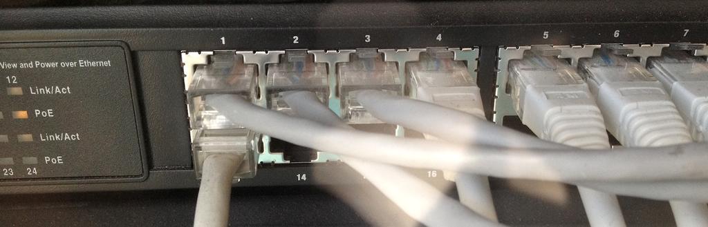 : Τρόποι λειτουργίας Οπως και το ταχύ Ethernet, το υποστηρίζει δύο τρόπους λειτουργίας: Full duplex, δηλαδή και Half duplex, δηλαδή Ethernet σε πλήμνη με CSMA/CD.