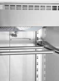 The hanging kit can be used in all INOMAK Uprights except from the Slim Line models. Το kit αυτό επιτρέπει την αποθήκευσησυντήρηση μεγάλων κομματιών προϊόντων κρέατος. Αποτελείται από τεμ.