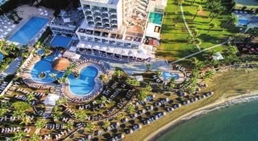 Σοφίας που σήμερα λειτουργεί 36 GOLDEN BAY BEACH 5* πολυτελείας σαν τζαμί και τα υπόλοιπα αξιοθέατα πριν αναχωρήσουμε για τα Λεύκαρα, την πανέμορφη γραφική μικρή πόλη, πασίγνωστη για τα μοναδικά