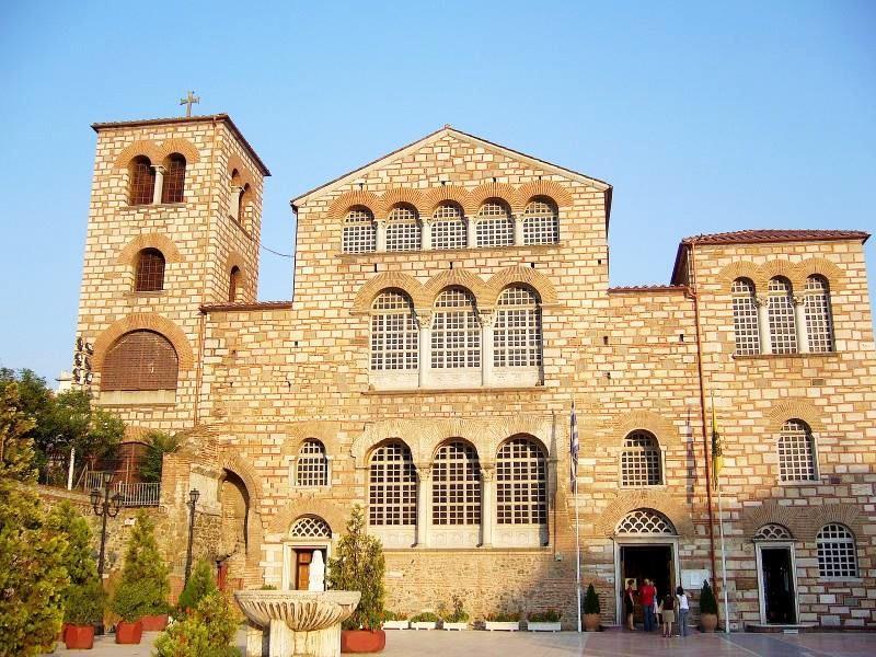 Ναός Αγίου Δημητρίου Ο ναός του Αγίου Δημητρίου αποτελεί ένα από τα σημαντικότερα βυζαντινά μνημεία της Θεσσαλονίκης.