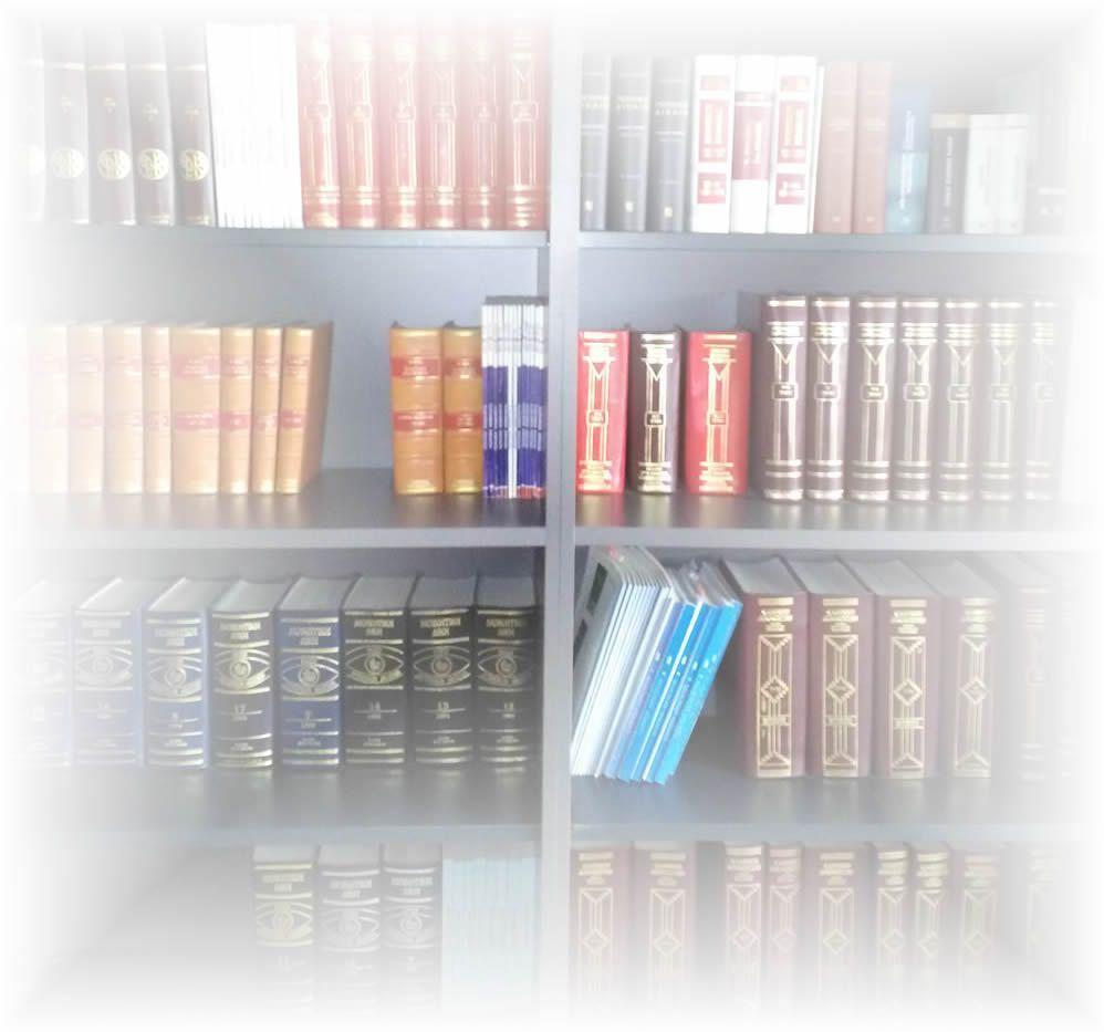 50 - Ετήσια Έκθεση 2016 4.3. Βιβλιοθήκη Ο Συνήγορος του Καταναλωτή διαθέτει βιβλιοθήκη με υλικό (βιβλία και περιοδικές εκδόσεις) που καλύπτει ευρύ φάσμα συναφών γνωστικών αντικειμένων (π.χ.