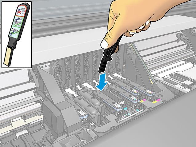 6. Εισαγάγετε το εργαλείο καθαρισμού διασυνδέσεων του μηχανισμού μεταφοράς στο πίσω μέρος της υποδοχής της κεφαλής εκτύπωσης.