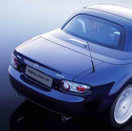 Mazda MX-5 Roadster Coupé Οι μηχανικοί της Mazda φημίζονται για την καινοτομία και την πρωτοτυπία τους. Το νέο Mazda MX-5 Roadster Coupé είναι άλλη μία απόδειξη.
