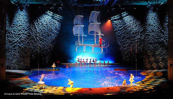 O BY CIRQUE DU SOLEIL Το Cirque du Soleil σας προκαλεί να σκάψετε τα ξεχασμένα πάθη! Βυθιστείτε στον ονειρικό υδάτινο κόσμο του O που εκτελούνται στο Bellagio.