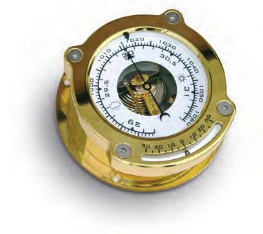 NAVIGACIJA, MANEVAR I VOĐENJE PLOVILA 121 Slika 44 Moderni metalni aneroidni barometri Barometar je nezamjenljiv instrument u meteorologiji. Koristan je i u tzv.