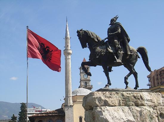 ΙΧΝΗ ΤΩΝ ΕΛΛΗΝΙΚΩΝ ΑΠΟΙΚΙΩΝ,ΣΥΝΑΝΤΟΥΜΕ ΤΗΝ ΕΠΙΔΑΜΝΟ ΚΑΙ ΤΟ ΔΥΡΡΑΧΙΟ,ΚΑΙ ΑΥΤΟΙ ΟΙ ΧΩΡΟΙ ΕΠΙΜΕΛΗΜΕΝΟΙ