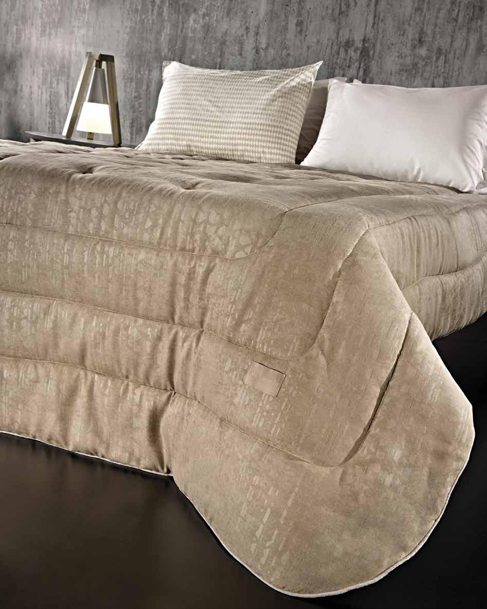 suede comforter