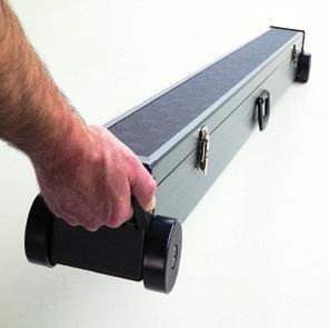 ΟΘΟΝΕΣ ΠΡΟΒΟΛΗΣ PROJECTION SCREENS Οθόνη προβολής Mobile Floor Κινητή λευκή ματ οθόνη προβολής με μαύρο πλαίσιο σε όλες τις