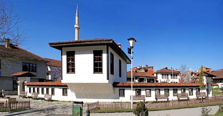 nr. Qershor 2012-15 histori Prizreni s duhet ta harrojë Dibrën Kontributi i Dibrës në Lidhjen Shqiptare të Prizrenit është i pamohueshëm Nga: Rexhep TORTE Më 10 qershor të këtij në Prizren dhe në