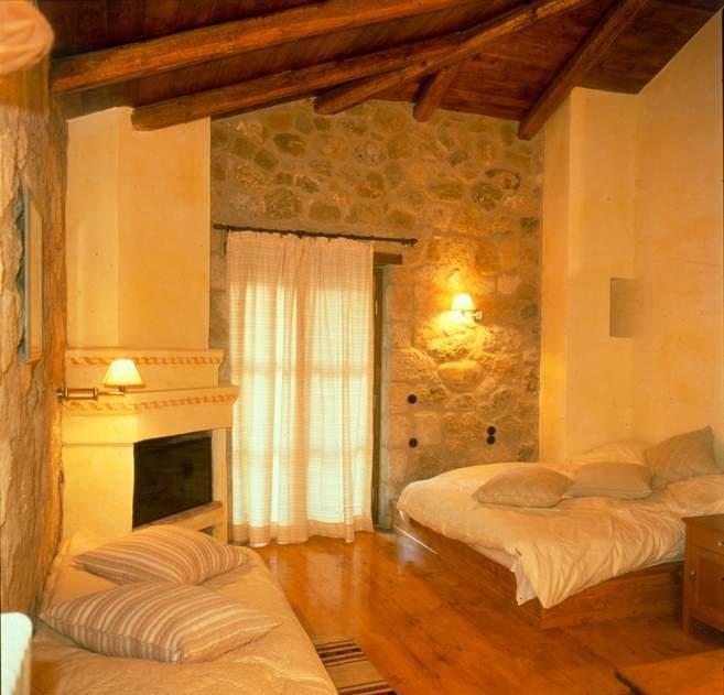 6. HELYDOREA Mountain holidays Σν νίθεκα HELYDOREA Mountain holidays βξίζθεηαη ζηελ Νφηηα Πεινπφλλεζν, θαη ζπγθεθξηκέλα ζηα Σξίθαια Κνξηλζίαο.