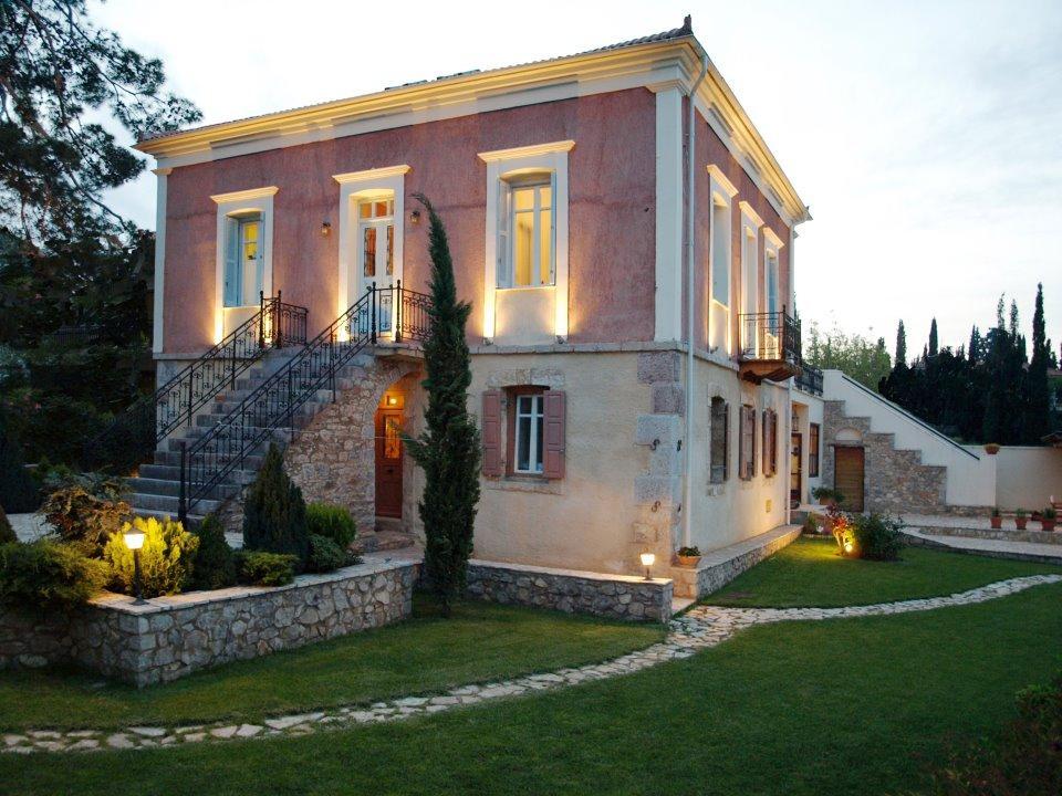 7. ΓΑΓΗ Aξρνληηθφ Παξλαζζνχ Δπί ηεο Παιαηάο Δζληθήο Οδνχ Αζελψλ Λακίαο, βξίζθεηαη ε Ακθίθιεηα ή Γαδί απφ φπνπ πήξε ην φλνκα ηνπ ν μελψλαο «ΓΑΓΗ ΑΡΥΟΝΣΗΚΟ ΠΑΡΝΑΟΤ».