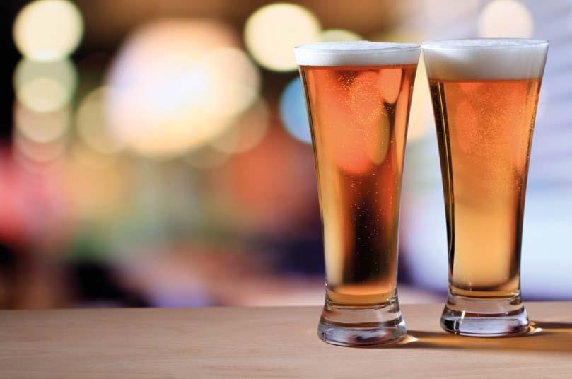 pivo PIVOTO PO SOCIJALNITE MREÆI I REKLAMNI KAMPAWI Piπuva: Marjan KOSTADINOVSKI Poradi propisite i ograniëuvawata za reklamirawe vo tradicionalnite mediumi pivskite brendovi se poveêe se orientiraat
