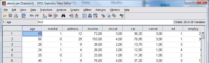 Εισαγωγή δεδομένων Data Editor: εισαγωγή δεδομένων Πληκτρολογούμε τις τιμές του δείγματος για το υπό μελέτη χαρακτηριστικό κατακόρυφα στην ίδια στήλη (εισάγουμε την τιμή και πατάμε