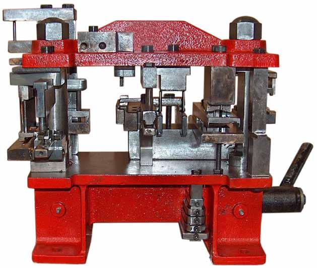 Κοπτικό για γωνίες συνδέσεως (800/850/8000/8500) Cutting tool for corner joints (800/850/8000/8500) 4. Κοπτικό ντίζας (850/8500) Cutting tool for rod (850/8500) 5.