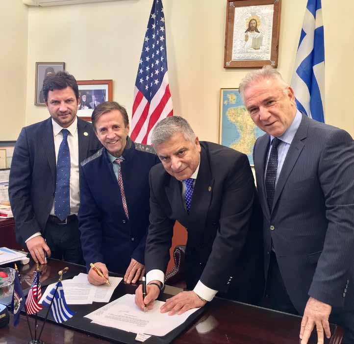 ΕΝΗΜΕΡΩΣΗ Σύμφωνο συνεργασίας για την ενίσχυση του Τουρισμού Υγείας στην Ελλάδα υπέγραψε, στη Νέα Υόρκη, ο Πρόεδρος του ΙΣΑ και της ΚΕΔΕ Γ. Πατούλης με την Ομοσπονδία Ελληνικών Σωματείων Μείζονος Ν.