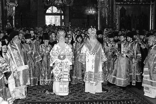 Bishop Savas of Troas and Bishop Paisios of Goritze (Poland).