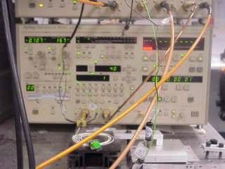ΚΕΦΑΛΑΙΟ 3 Σχήµα 3.37: Ο Bit Error Rate Tester του εργαστηρίου. Ας θεωρηθεί κατά πρώτον µια τυχούσα διάταξη που περιλαµβάνει έναν ποµπό Τ x, µια οποιαδήποτε διάταξη και έναν δέκτη R x.