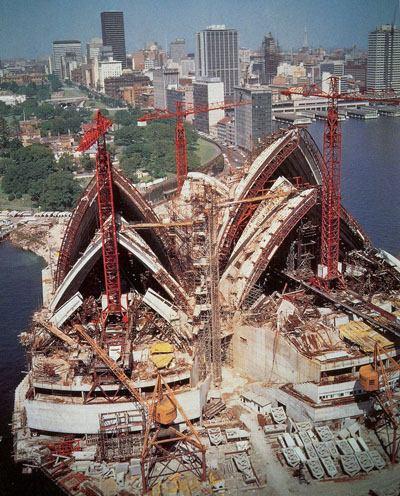 ΕΙΣΑΓΩΓΗ Η Όπερα του Σίδνεϋ (Sydney Opera House) βρίσκεται στο Σίδνεϋ, στη Νότια Νέα Ουαλία της Αυστραλίας.