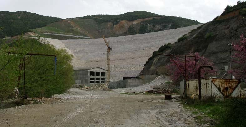 Ιλαρίωνα (κάτω).