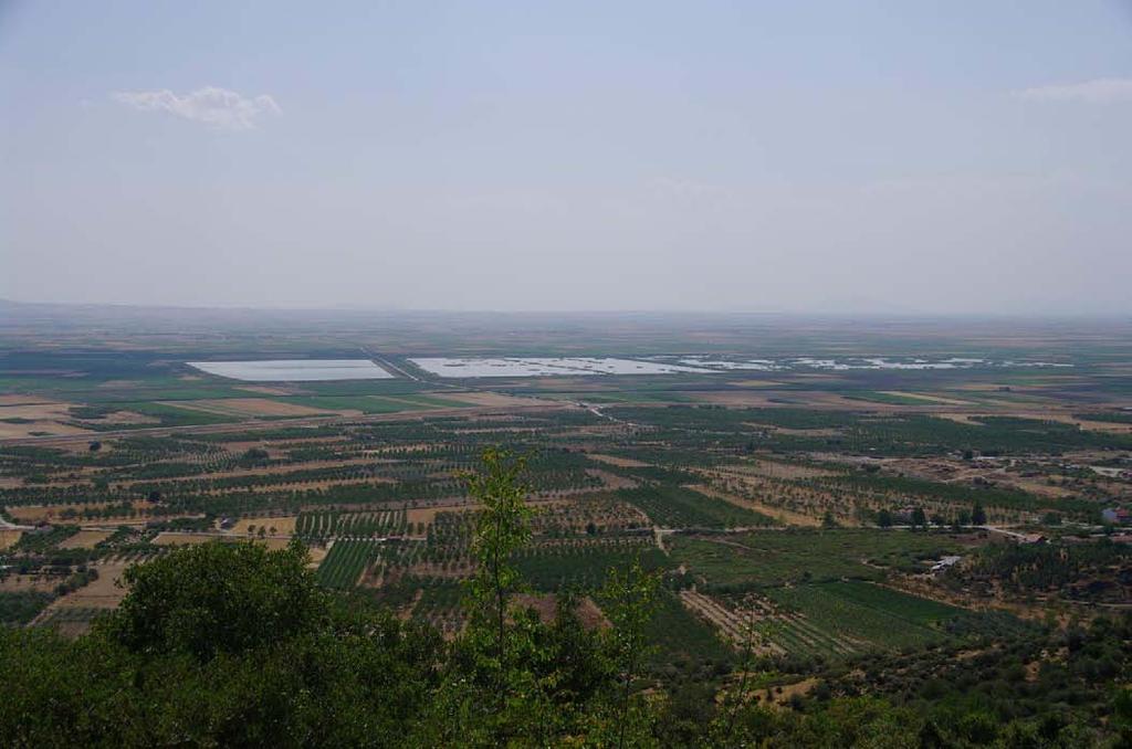 Η λίμνη