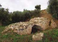 ΚΥΛΛΗΝΗ Αρχαιολογικός χώρος Γλαρέντζας (2000-2004) α) Στο πλαίσιο του έργου Ανάδειξης και Ανάπλασης του αρχαιολογικού χώρου Κάστρου Γλαρέντζας (ενταγμένο στα ΠΕΠ του Γ ΚΠΣ) πραγματοποιήθηκαν μερικές