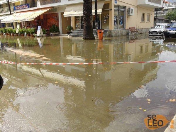 Σχήμα 7.10: Πλημμύρα στη Ασπροβάλτα 03/092014 - Πλημμύρες της 9-10/12/2014 Από το πρωί τις 9 ης Δεκεμβρίου καταγράφηκαν αρκετά πλημμυρισμένα σπίτια, δρόμοι και χωράφια στην Ασπροβάλτα και το Σταυρό.