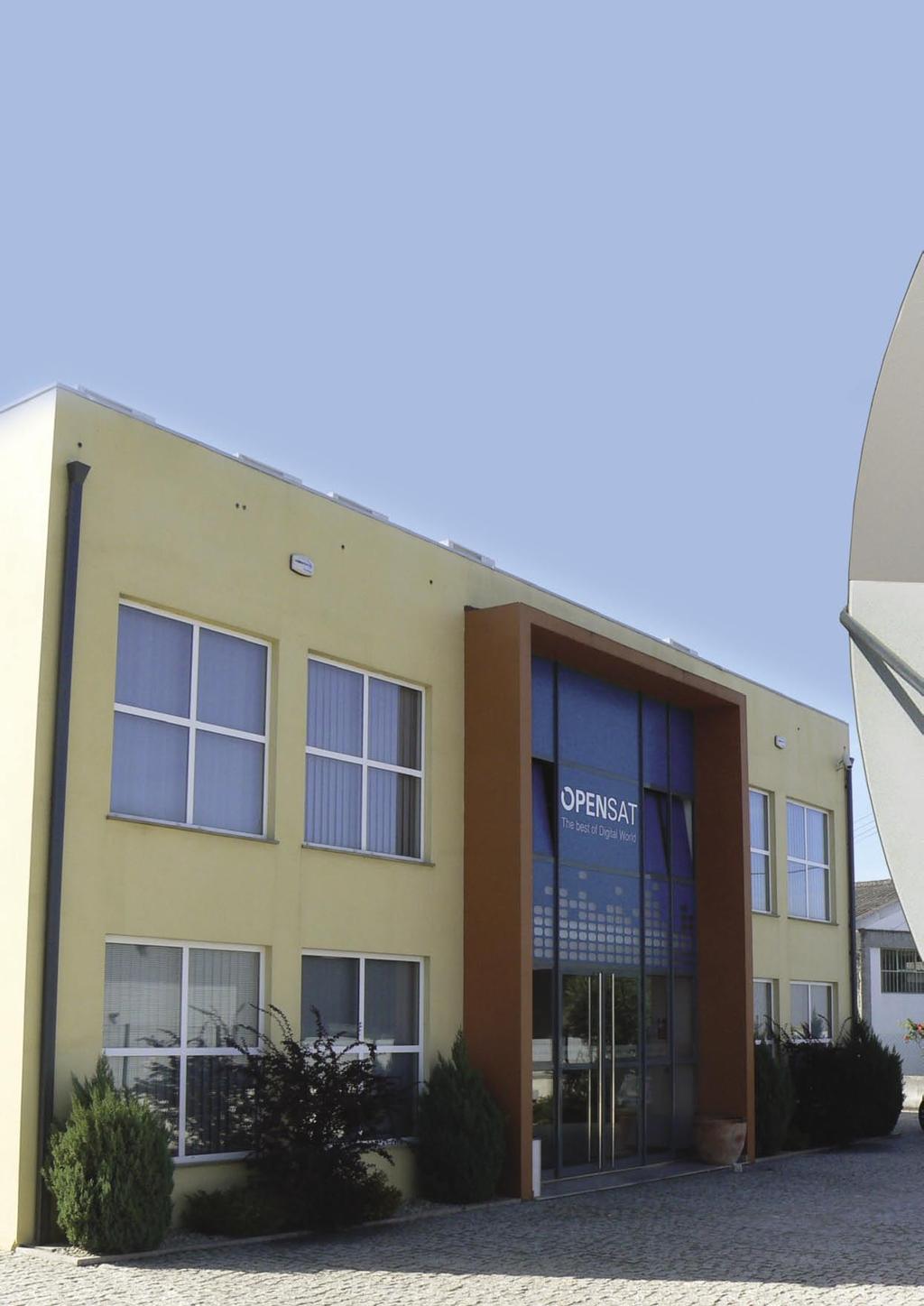 COMPANY REPORT Κατασκευαστής Δορυφορικών Δεκτών AZBOX, Πορτογαλία Η Γρήγορη Άνοδος της AZBOX Alexander Wiese Η AZBOX, ιδρύθηκε το 2005, και πραγματικά βγήκε από την πόρτα.