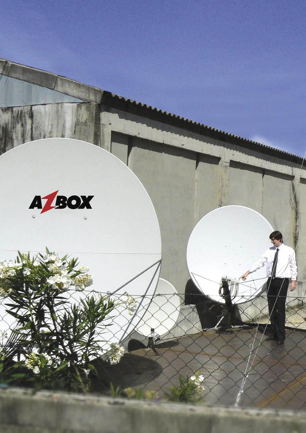 Η AZBOX έχει κάτι παραπάνω από αρκετές δορυφορικές κεραίες. Ο Hugo Condessa μας εξηγεί που είναι ευθυγραμμισμένο το κάθε LNB.
