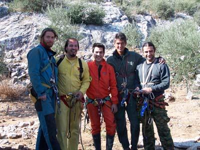 3 Στους δύο τελευταίους κάναμε μια μικρή εκπαίδευση έξω από το σπήλαιο για να