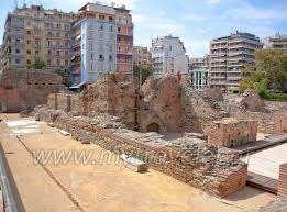 Τα μνημεία, ιστορική μνήμη Έδρα του ρωμαϊκού θέματος της Μακεδονίας (2 ος αι. πχ).