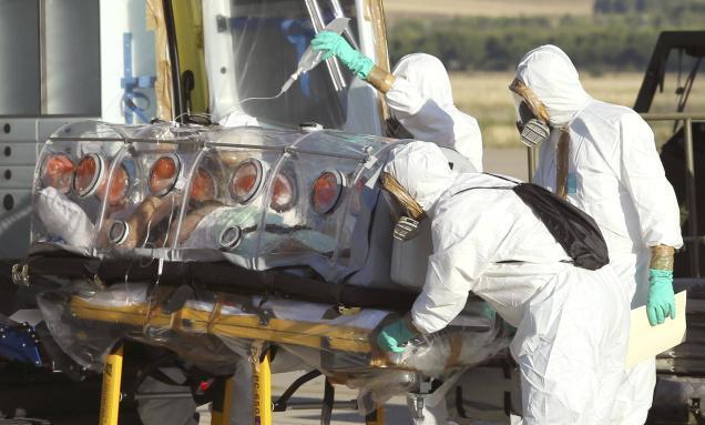 19 Ο κίνδυνος για τους ταξιδιώτες είναι χαμηλός. Ωστόσο, οι ταξιδιώτες που επισκέπτονται περιοχές στη Δυτική Αφρική συνιστάται να ενημερωθούν για τον αιμορραγικό πυρετό Ebola.