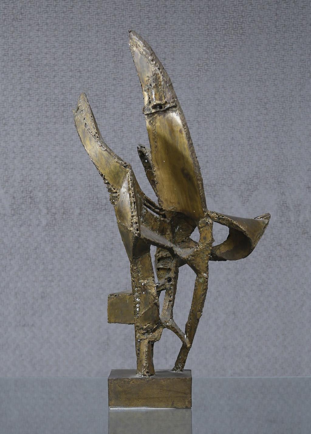 Constantin Andreou (1917-2007) Né au Brésil de parents grecs, Constantin Andreou arrive en Grèce à l âge de 8 ans. C est en 1932 qu il commence à sculpter.