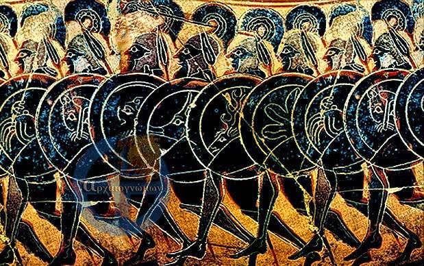 Η οπλιτική φάλαγγα εναντίον της λεγεώνας Οι πεζοί αποτελούσαν κατά κανόνα το βασικό στοιχείο των περισσότερων αρχαίων στρατών, με την μακεδονική φάλαγγα και τη ρωμαϊκή λεγεώνα να