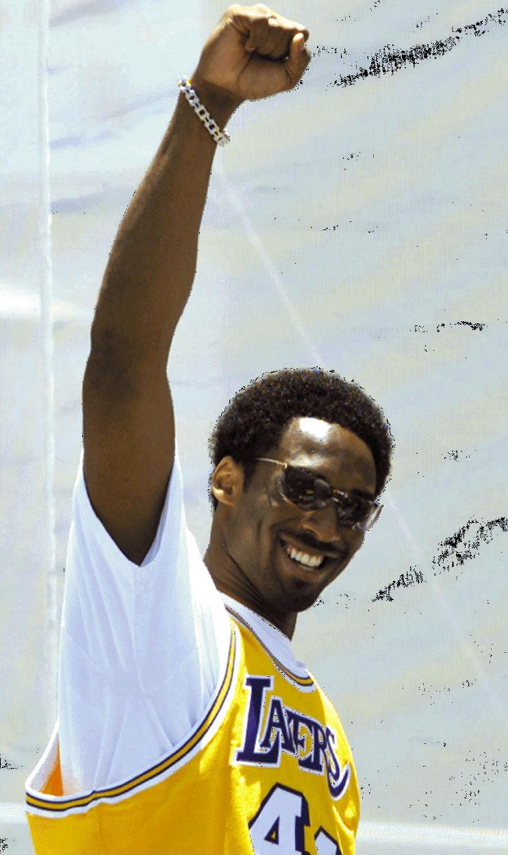 Košarkaška zvezda LA Lakers-a Kobe Bryant odlučio je da napusti koledž i da odmah