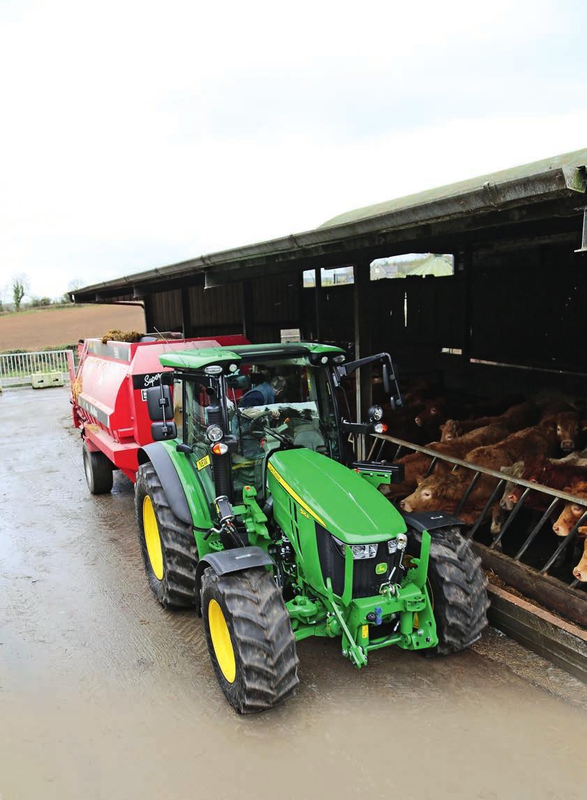 Νέο µοντέλο Τρακτέρ John Deere 5125R: Μας καλοµαθαίνει Η John Deere επέστρεψε στο σχεδιαστήριο µετά την παρουσίαση του παλιού 5R πριν δύο χρόνια.