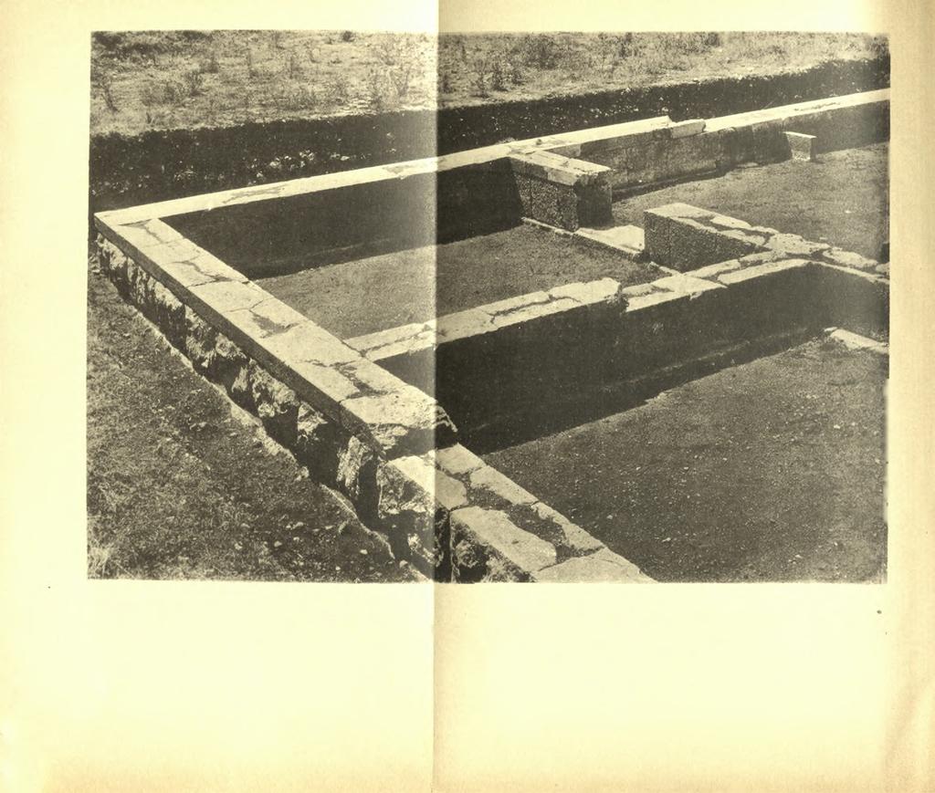 Πιν. 6 1.