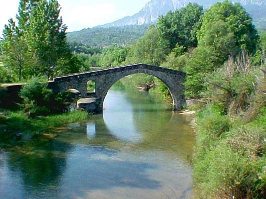 ΑΡΙΣΤΟΤΕΛΕΙΟ ΠΑΝΕΠΙΣΤΗΜΙΟ ΘΕΣΣΑΛΟΝΙΚΗΣ ΣΧΟΛΗ ΔΑΣΟΛΟΓΙΑΣ ΚΑΙ ΦΥΣΙΚΟΥ ΠΕΡΙΒΑΛΛΟΝΤΟΣ ΤΟΜΕΑΣ ΔΑΣΟΤΕΧΝΙΚΩΝ ΚΑΙ ΥΔΡΟΝΟΜΙΚΩΝ ΕΡΓΩΝ ΕΡΓΑΣΤΗΡΙΟ ΔΙΕΥΘΕΤΗΣΗΣ ΟΡΕΙΝΩΝ ΥΔΑΤΩΝ Διευθυντής : Ο Αναπληρωτής Καθηγητής