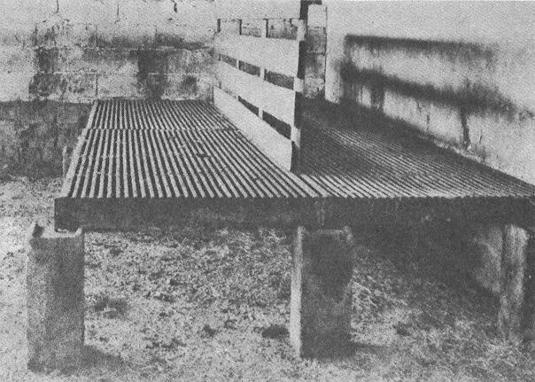 Εσχαρωτά δάπεδα - II Δάπεδα με δοκίδες ξύλινες ή μεταλλικές, τραπεζοειδούς διατομής με τη μεγάλη βάση προς τα πάνω