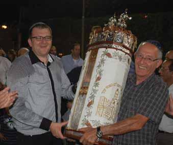 קצרים מרוצופית מכניסים ספר תורה ➎❹➈➎➎➍❸10 ❽➎➀❽❸➋ ➉❹➌➂ ❽➄➍❸ ➎❽➈❹➊❹➌➂ ➁❽❽➋➎❸ ➎❽➈❹➊ 10➍❹➂10 ➁❽➊➋➂ ❸➍❹➀➍ ➀➀❿ ➉❹➌➂❸ ➁❽9➀❽❶❸ ➀❿ ❽➄10 ➁❽❷➆❹➊❹ ➁❽➊➌ ❿ ➀➍ ❸➊❽➌ ❸➊➋➂❹ ❸❷❽➆➊ ❸➊➋➂ ➁❽❷➀❽❹ ➁❽➌❹❸➀ ➁❽❻❽➀➍ ➉❹➌➂ ❸➊➋➂