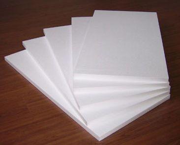 20 2.7 STYROFOAM Styrofoam adalah suatu bahan polystyrene foam. Bahan ini biasa dipakai untuk berbagai macam kraf dan bahan insulasi bangunan.