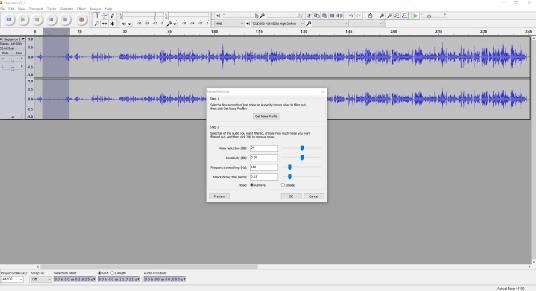 4.10 Πρόγραμμα ήχου AUDACITY Ακόμα χρησιμοποιήθηκε και ένα πρόγραμμα επεξεργασίας ήχου για την εξάλειψη περιβαλλοντικού θορύβου στις συνεντεύξεις, καθώς δεν ταιριάζει σε ένα ντοκιμαντέρ.