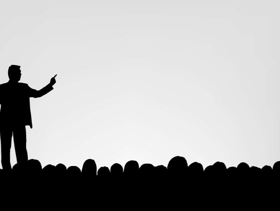 Τελική Παρουσίαση (8 ) 1. Όραμα & αποστολή 2. Τμήματα αγοράς & περιοχές 3. Στρατηγικές που ακολουθήθηκαν 4.