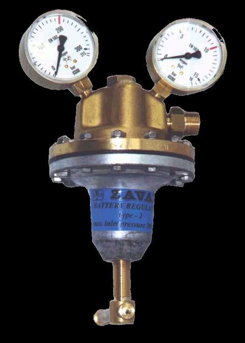 Reducirni ventil - serije 2 Reducirni ventil služi za redukcijo tlaka plina iz jeklenk ali baterije na delovni tlak omrežja.
