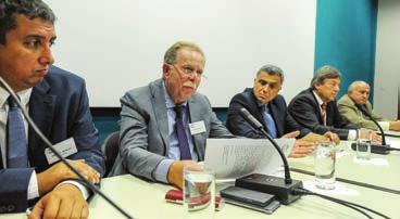 Επενδυτικά προγράµµατα Τα κυριότερα σηµεία της προδηµοσίευσης Με όριο ηλικίας τα 60 χρόνια, αιτήσεις µόνο όσοι υπέβαλαν ΟΣ Ε το 2016 και το 2017 Επιλέξιµοι προς ένταξη στα νέα Σχέδια Βελτίωσης,