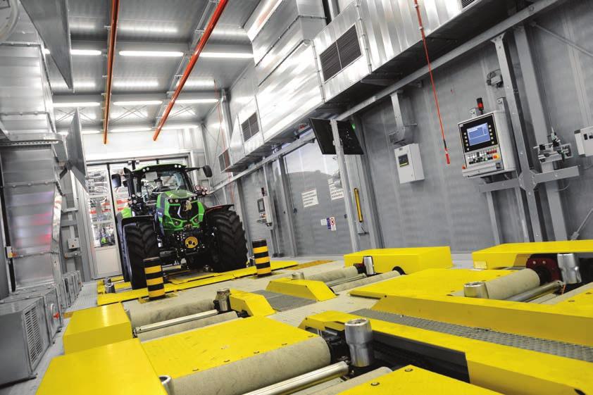 Ρεπορτάζ Ταξίδι στο «Deutz Fahr Land» στη Γερµανία: Στο κάστρο της Deutz Fahr Τη φιλοσοφία του Οµίλου SDF σηµατοδοτούν οι νέες εγκαταστάσεις της Deutz Fahr στo Lauingen, όπου το Profi παρακολούθησε