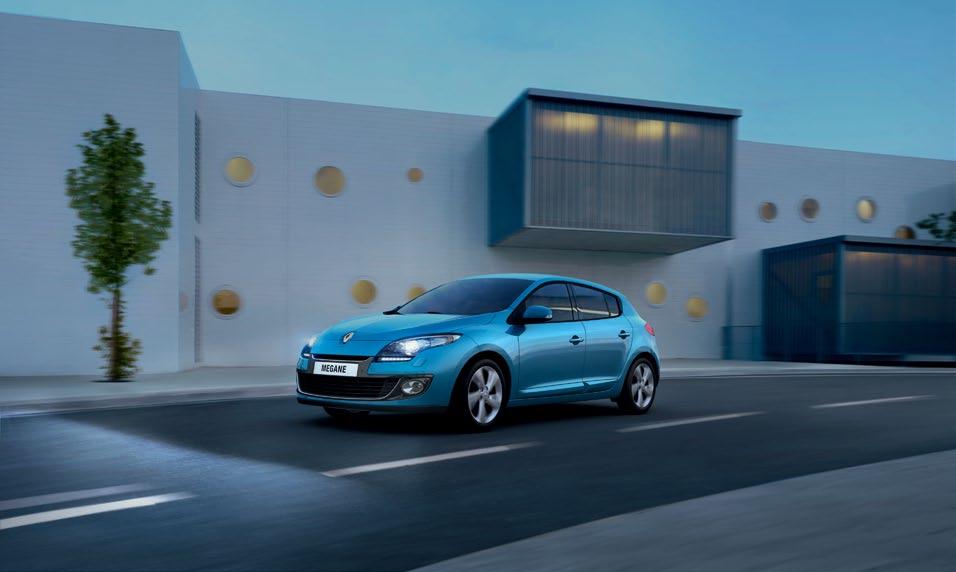 > 09 NOVI MOTORI ENERGY 10 > 11 MEGANE BERLINE BOSE EDITION 12 >