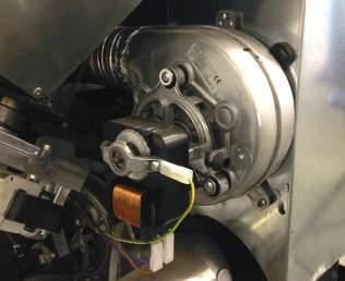 Nux 98 Canalizzata/ Nux 98 ducted Camera di combustione in refrattario per una maggiore efficienza e riduzioni delle emissioni.